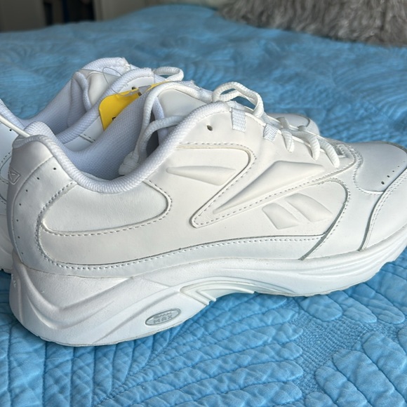 Women’s Reebok sneakers - Picture 3 of 3